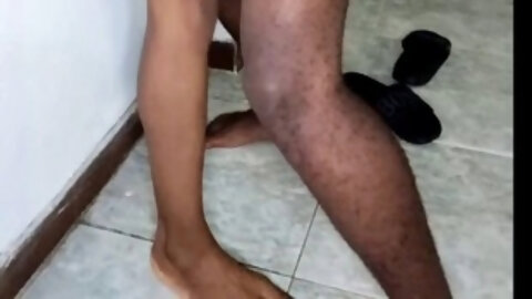 LONG HUGE COCK VS SMALL SKINNY EBONY